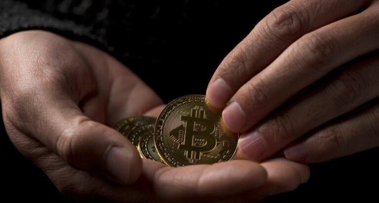 What is P2P trading, and how does it work in peer-to-peer crypto exchanges?