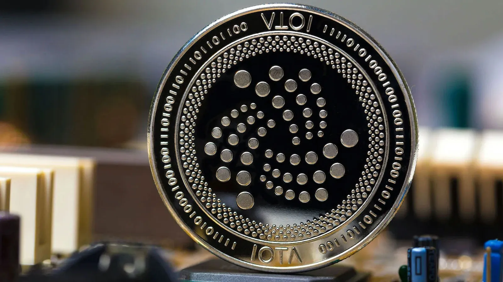 $2.23 by 2025? Analyst Says IOTA’s About to Explode – But Can It Outrun the Bears? 