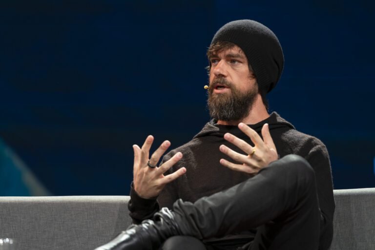 Bitcoin: A Path to World Peace and Energy Abundance? Jack Dorsey and Luke Dashjr Share Insights