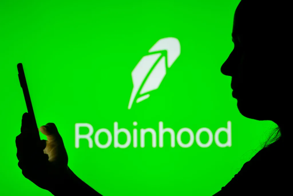 Robinhood Secures UK Crypto License as FCA Approval Sends HOOD Stock Higher