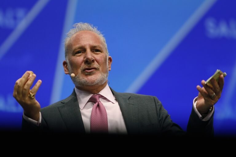 Peter Schiff Doubles Down: Bitcoin Halving Won’t Fix Transaction Costs or Speed (But is He Right?) 