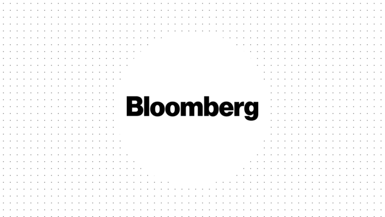 Bloomberg Analysts Predict Wave of Crypto ETFs in 2025, XRP and Solana Dual ETF Likely Under New SEC Leadership