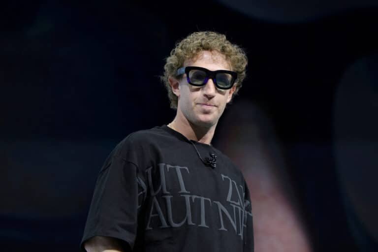 Mark Zuckerberg Allegedly Approved Pirated Books for Meta AI Training, Court Filing Reveals